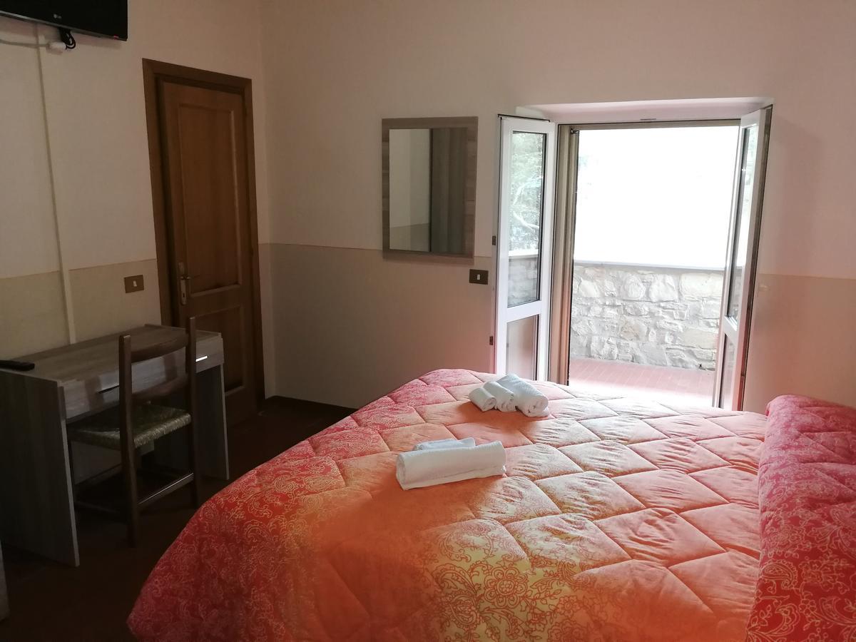 אסיסי Agriturismo Longetti מראה חיצוני תמונה
